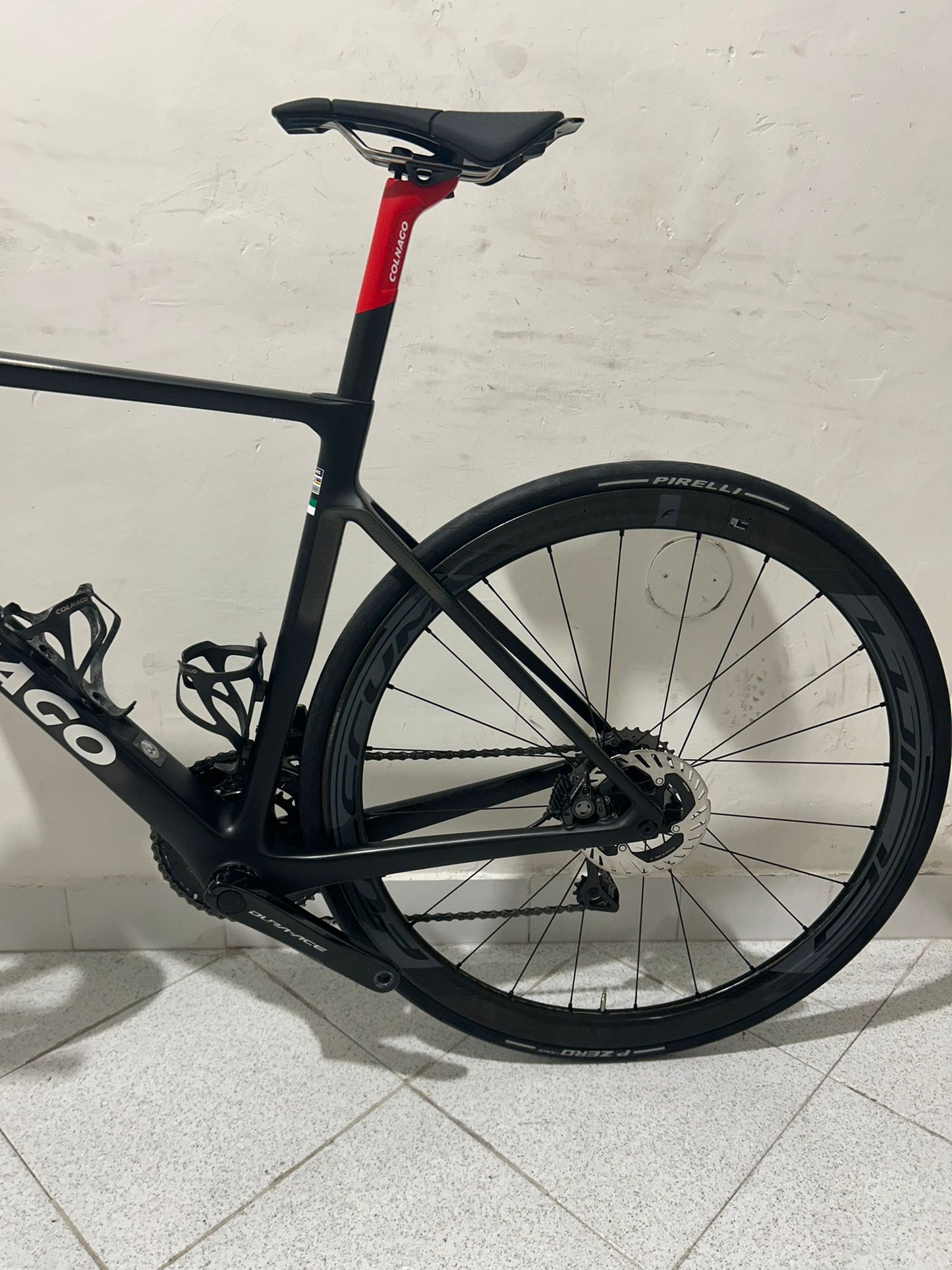 Colnago V4Rs TEAM UAE EMIRATES Taglia 485 - Usata