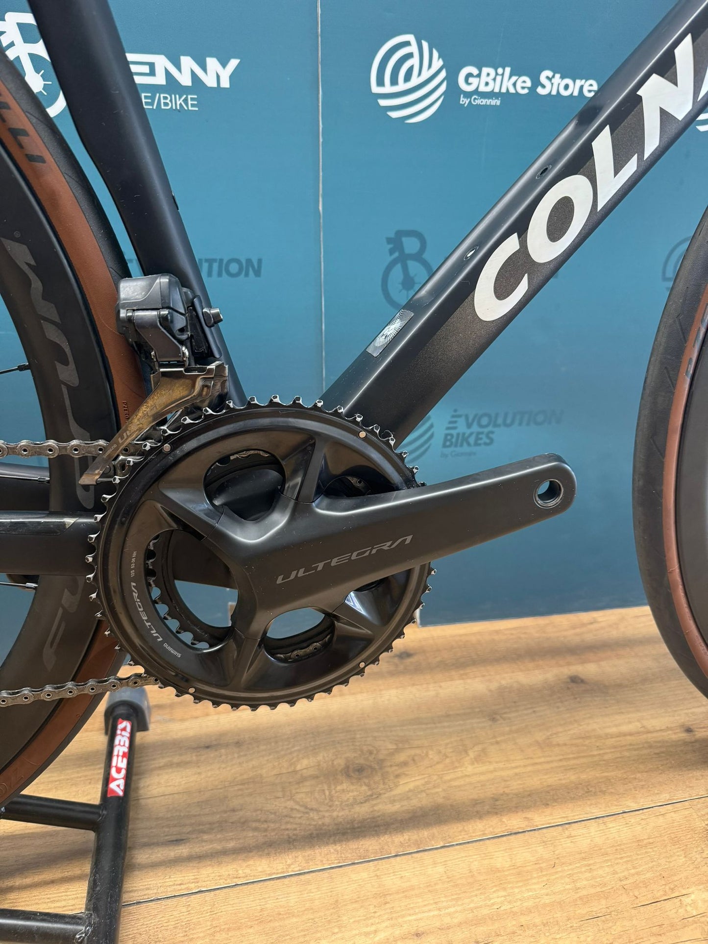 Colnago V4RS VAE Emirates Größe 530 - verwendet