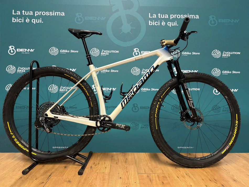 Megamo Factory Taglia L - Usata