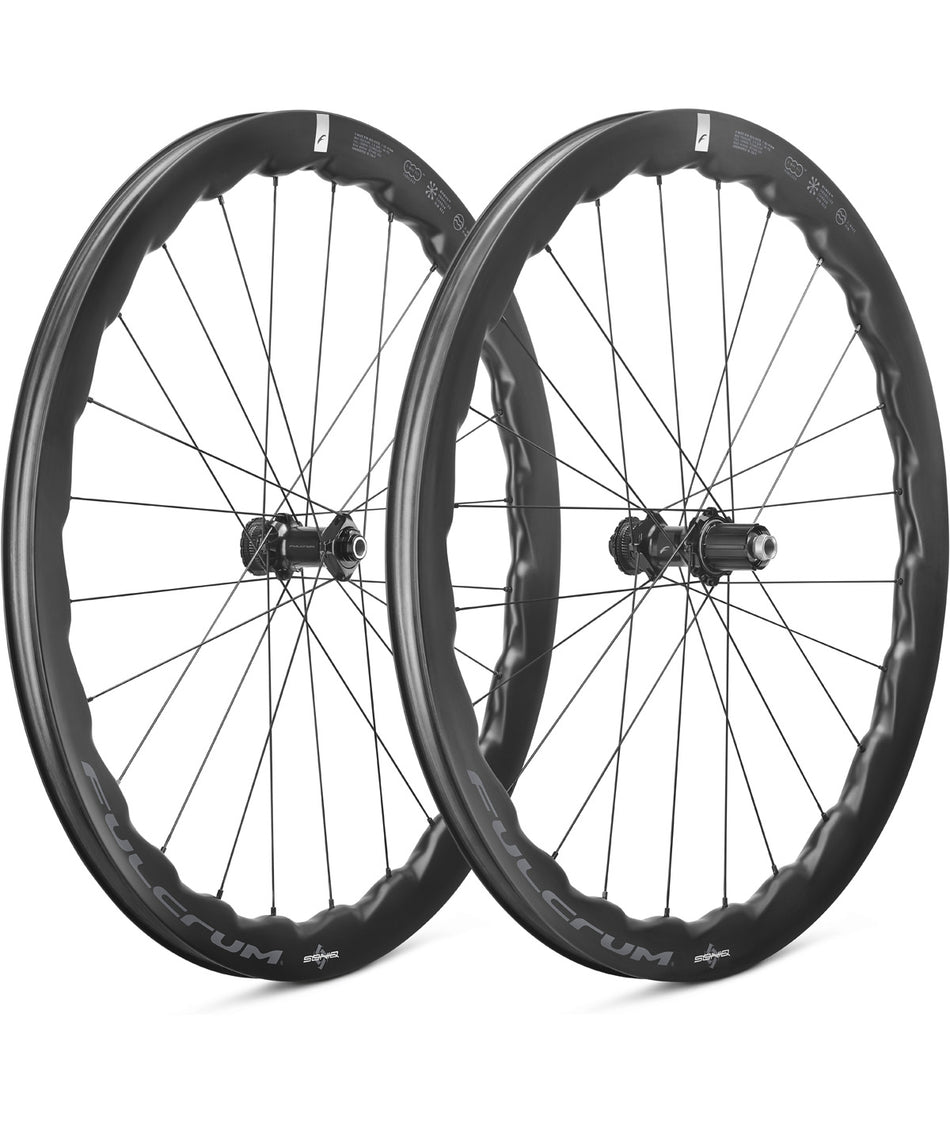 Fulcrum Soniq DB 2WF C25 AFS Laufräder vorne HH12 - hinten HH12/142 + Ventil 2WF
