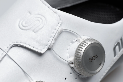 Nimbl dépasse les chaussures de glissement ultime