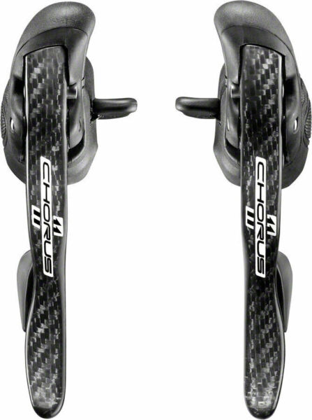 Campagnolo commands Ergopower Chorus 11s