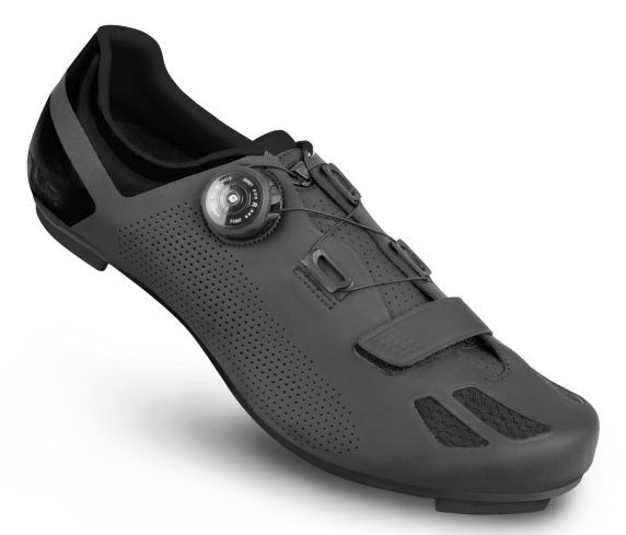 FLR F-11 Schuhe
